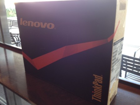 Lenovo ThinkPad X230 箱