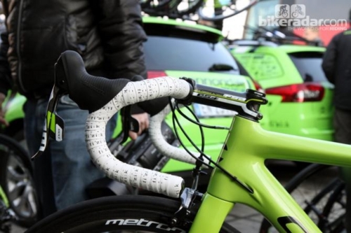http://www.cyclingnews.com/features/photos/pro-bike-peter-sagans-cannondale-synapse-evo-hi-mod/259371