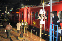 2008年12月28日 栄生駅 脱線