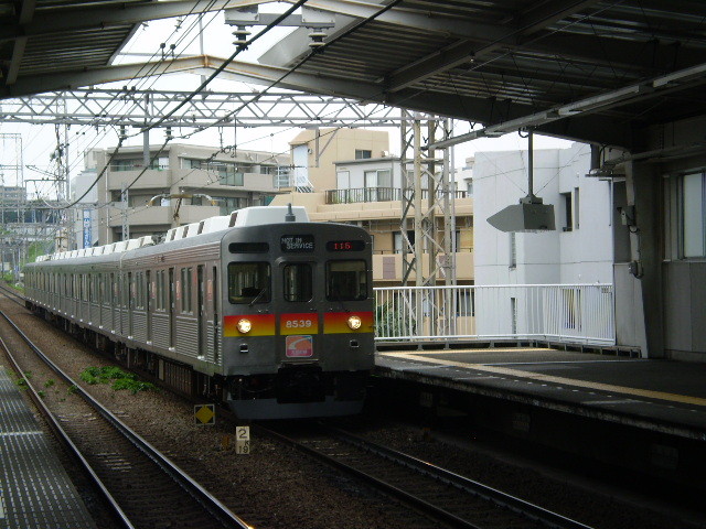 100628-80 東急 田園都市線 あざみ野駅 くだり 回送 電車