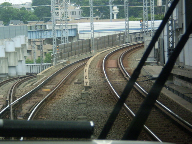 100628-92 東急 大井町線 二子玉川駅を でる