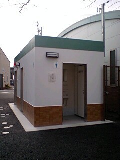 完成した ばかりの 碧海古井駅の トイレ 02