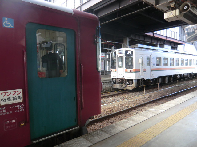 121124 美濃太田 (9) 11:00 美濃太田 長良川鉄道 関 いき 列車 （最前部）