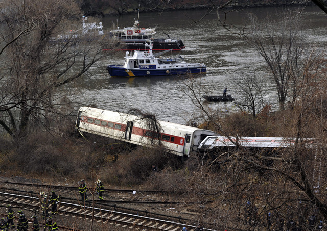 ハドソン川 ハーレム川 合流点 メトロノース鉄道 事故 01 （Bloomberg）