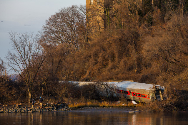 ハドソン川 ハーレム川 合流点 メトロノース鉄道 事故 02 （Bloomberg）