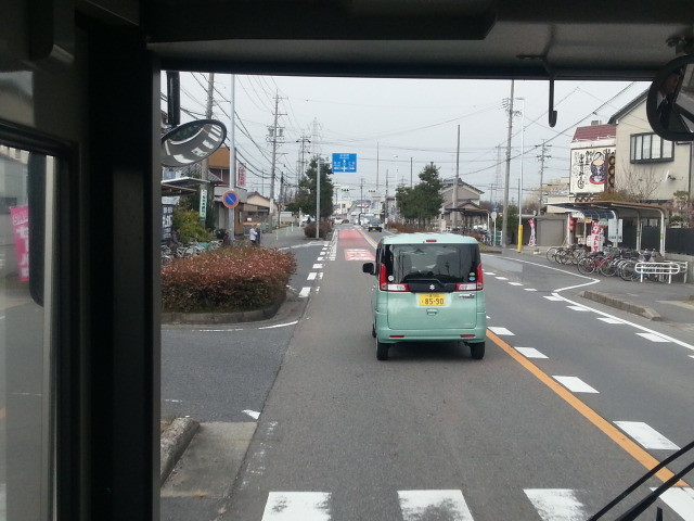 20131213 10.42.14 元小山 バス停 到着