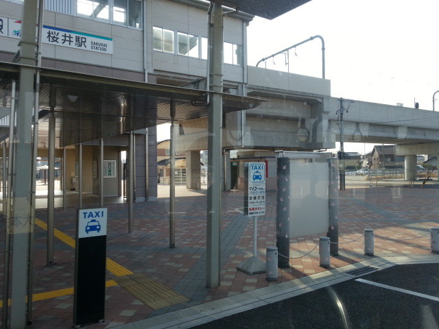 20140317 08.36.20 あんくるバス桜井線－桜井駅バス停出発