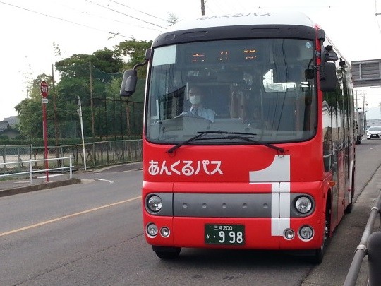 20150602_072936 歴史博物館 - 安祥線バス