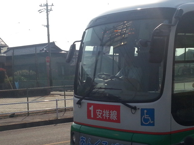 20150615_073022 歴史博物館 - 安祥線バス