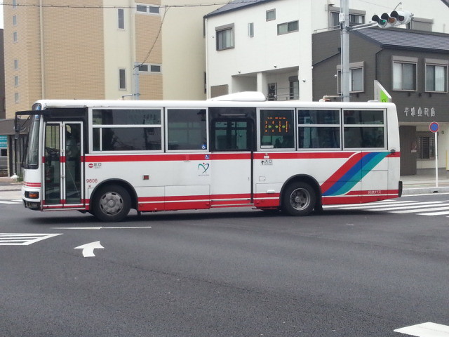 20150703_124609 御幸本町西交差点 - 名鉄バス