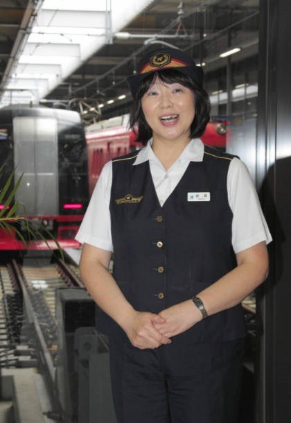 2015年7月ついたちに中部国際空港駅長に就任した岩田栄子さん