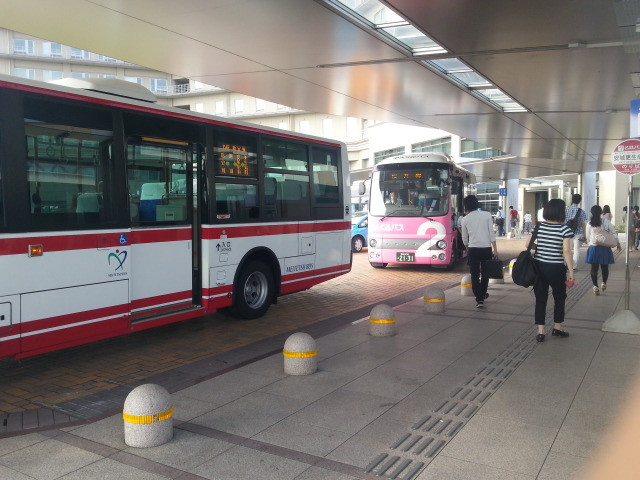 20150730_074408 更生病院 - 名鉄バスと桜井線バス