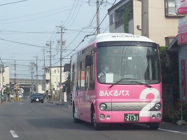20150810_075239 古井駅バス停 - 桜井線バス