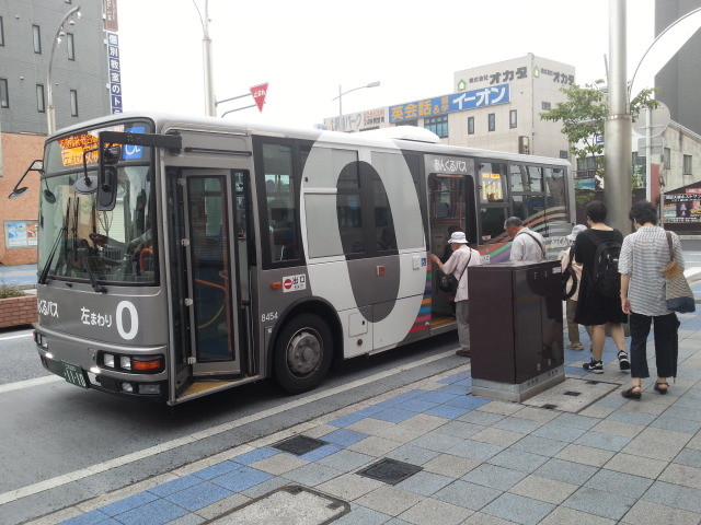 20150819_073959 あんじょうえき - ひだりまわり循環線バス