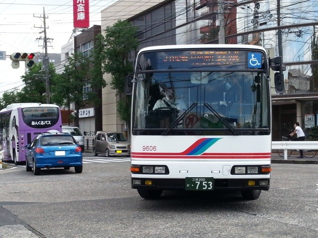 20150918_124635 桜町交差点 - 名鉄バス