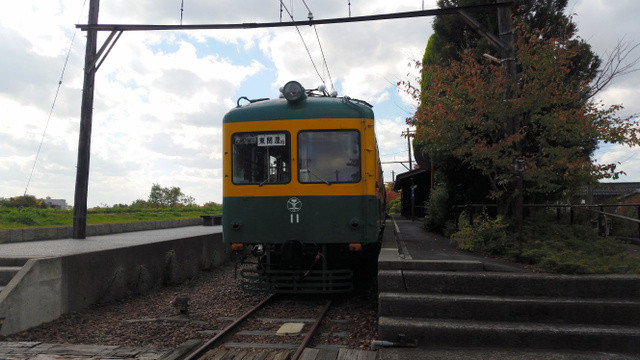 旧月潟駅に保存されとる新潟交通の電車（あさひ）640-360