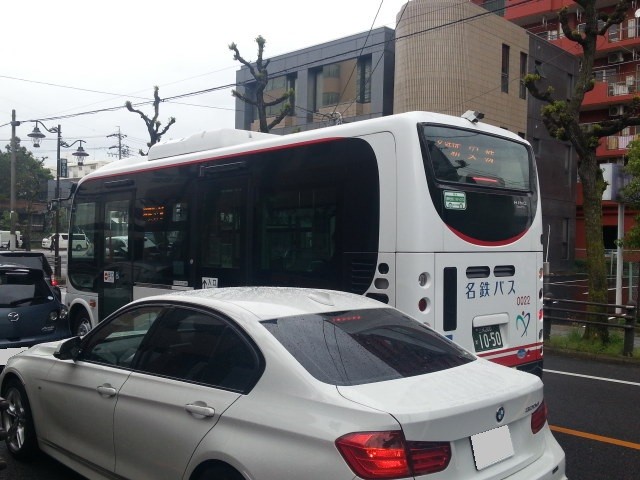 20160428_081135 桜町交差点 - 名鉄バス