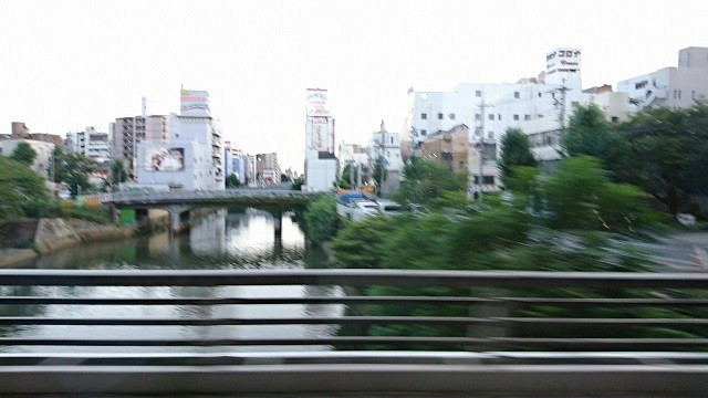 2017.8.25 名古屋 (43) 愛知医科大学病院線 - 堀川をわたる 640-360