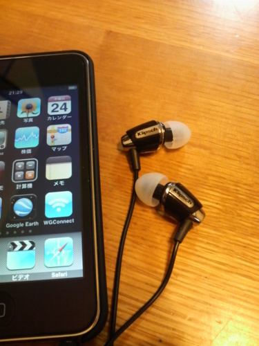 iPod touch と　Klipsch Image S4i