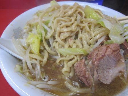 スナ二郎の麺と豚とスープ