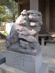 丹生神社　狛犬　阿形（左）　
