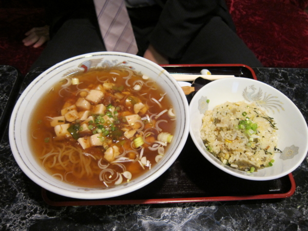 麻婆麺(500円)＋ミニチャーハン(200円)