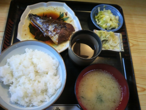 サバ煮付定食(700円)