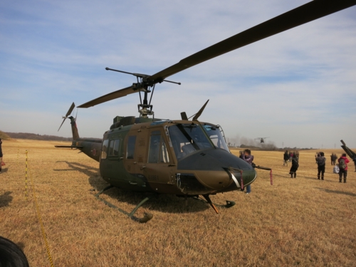 UH-1Jヘリコプター