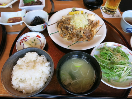 日替りランチ[鯨肉の天ぷら定食]（980円）