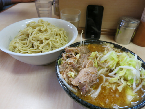 つけ麺(750円)ヒヤモリ・自動ヤサイ