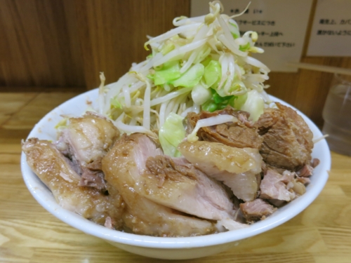 小豚ラーメン(750円)ヤサイ