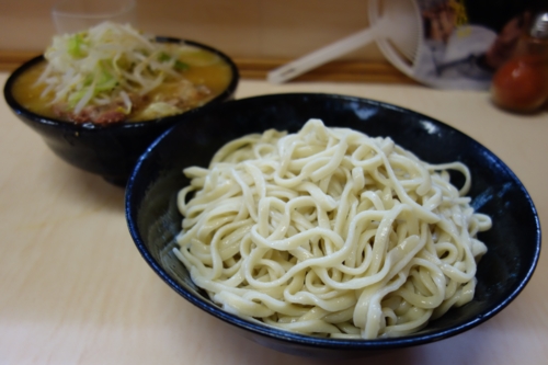 みそ付け麺(800円)ヒヤモり・自動ヤサイ