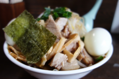 汁無ししょうゆごった麺(700円)【横】