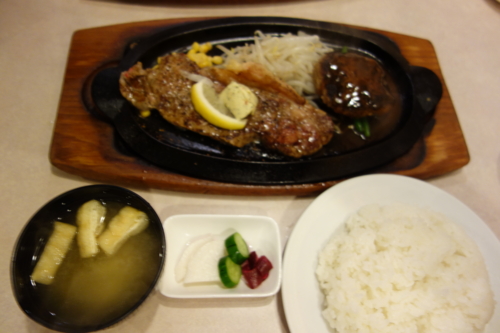 サーロインステーキ＆ハンバーグ【和食セット】(1580円)