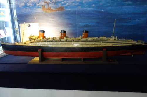 客船の模型