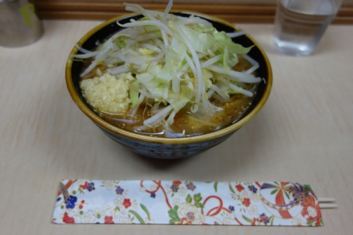 つけ麺(汁)ニンニク・自動ヤサイ