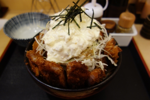 トリプルソースカツ丼(1190円)＋ご飯・キャベツ大盛り(0円)