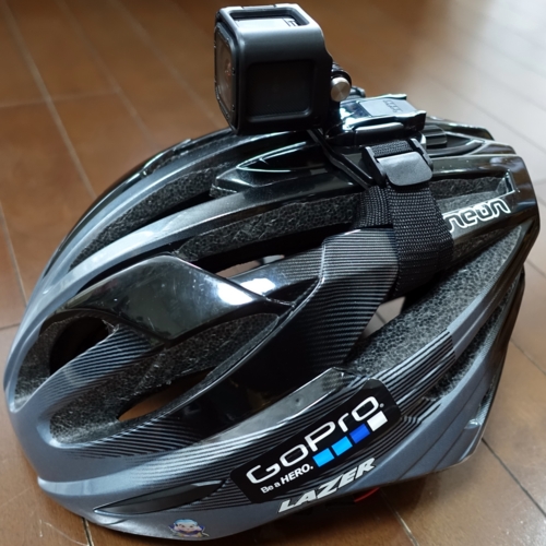 GoPro HERO4 Sessionをヘルメットに取り付ける2