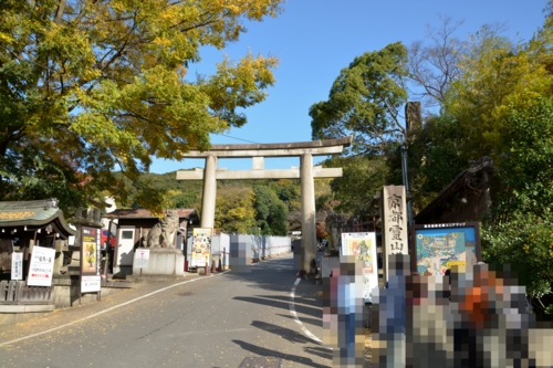 京都霊山護国神社　鳥居