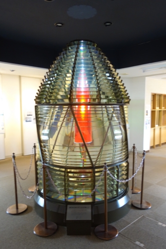 第2等フレネル式の灯台レンズ