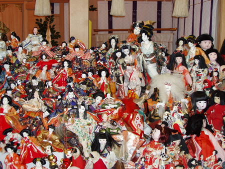 人形供養祭の祭壇