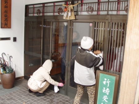 西野神社敬神婦人会 春の清掃奉仕