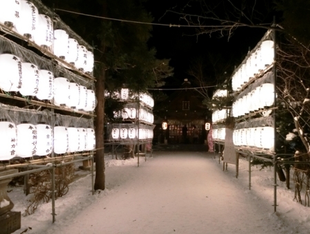 平成29年末の西野神社お正月準備（照明関係設営）