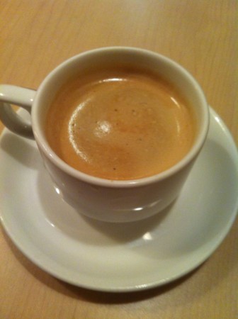 食後に、汗が引いてから、ホットコーヒー。 (@ 染井温泉 SAKURA)