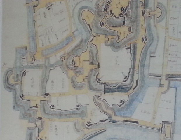 20140907 13.43.18 岡崎城の平面図 （てまえがきた）