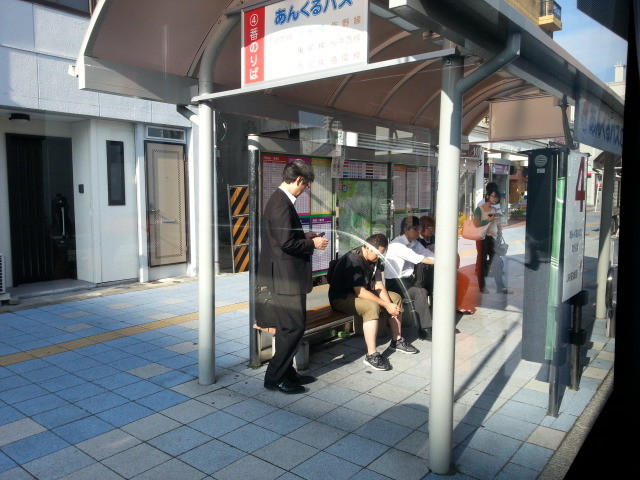 20140930 08.09.37 桜井線バス - JR安城駅