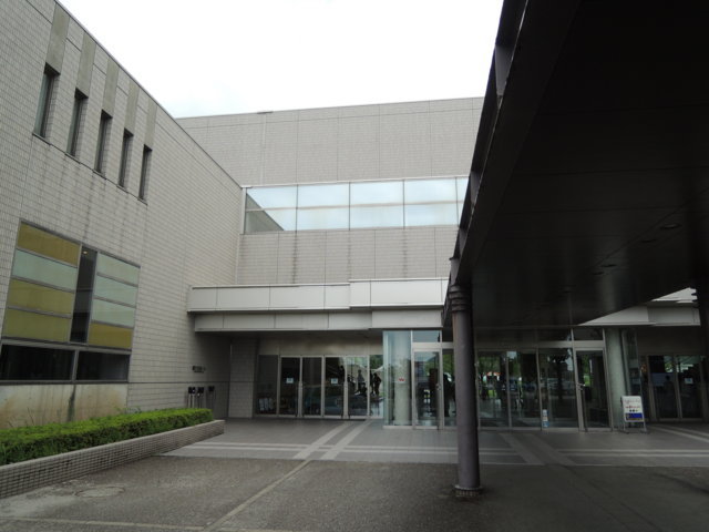 新川文化ホール（ミラージュホール）外観